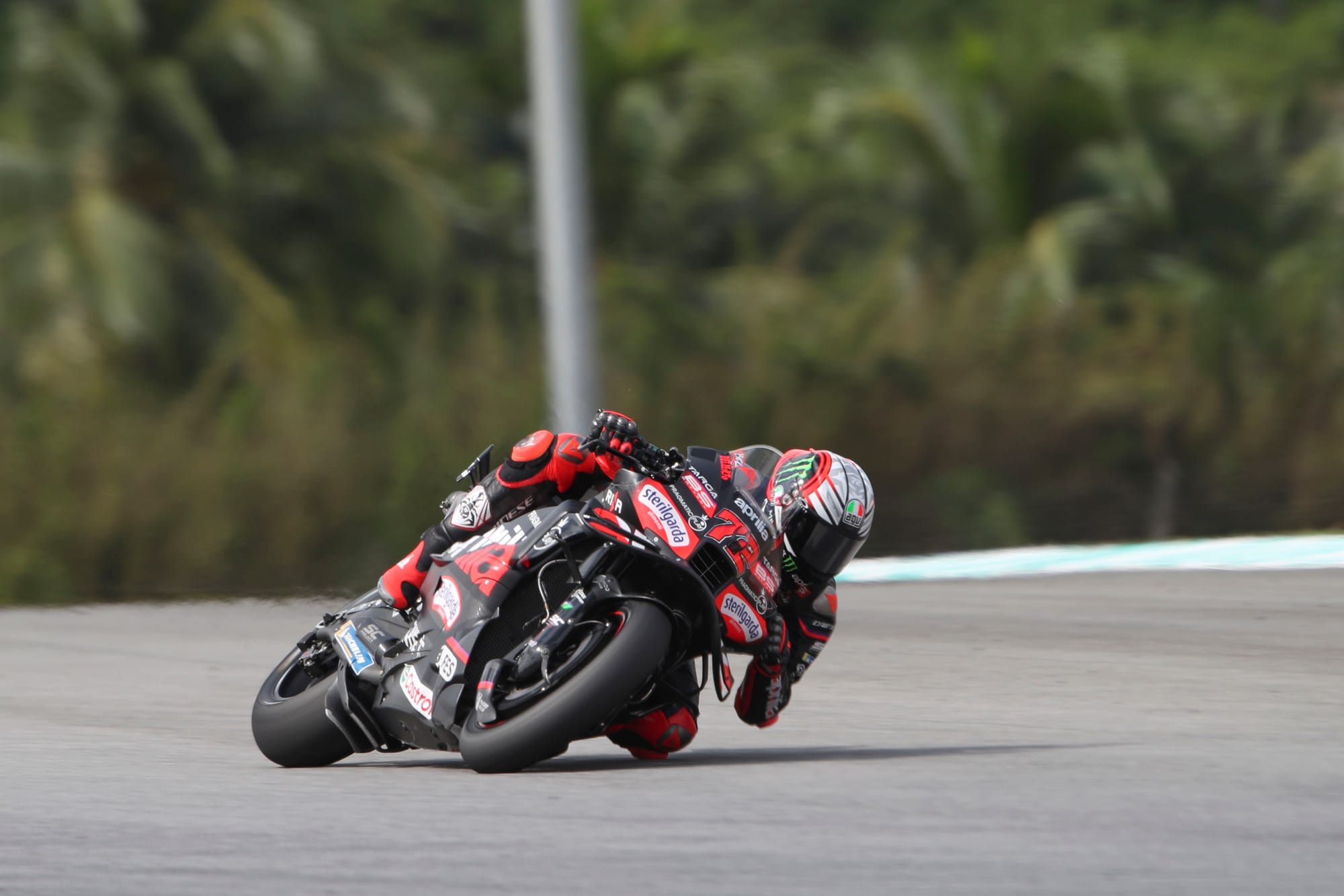 Sepang casse l’élan d’Aprilia : du sommet à la réalité en MotoGP 🔧🏁