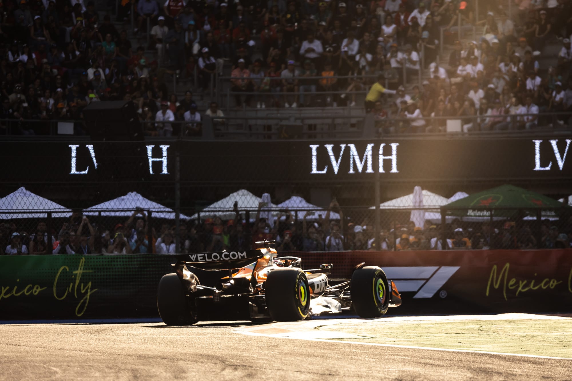 « Nous Ă©tions nulle part » â Perspective sombre de Verstappen au Mexique