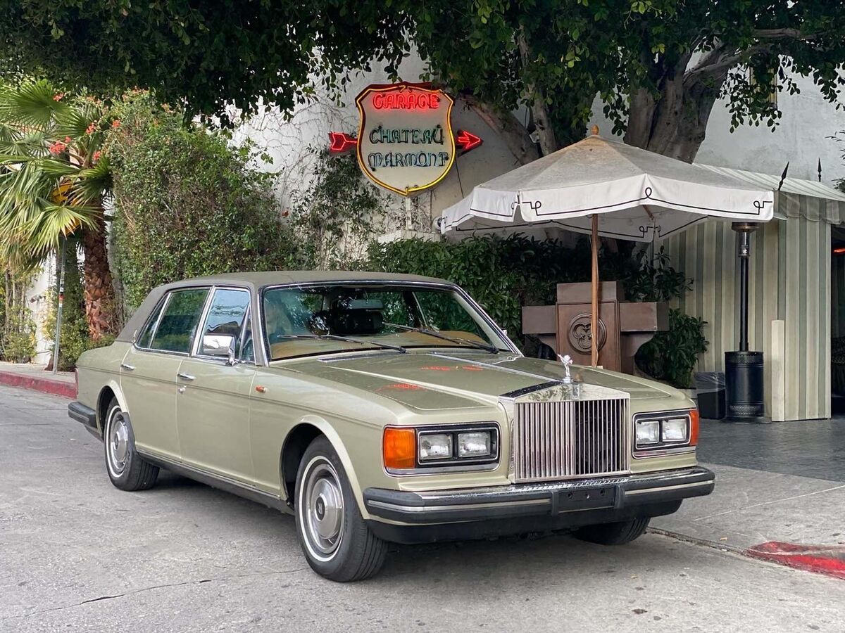 Rolls-Royce Silver Spur long wheelbase