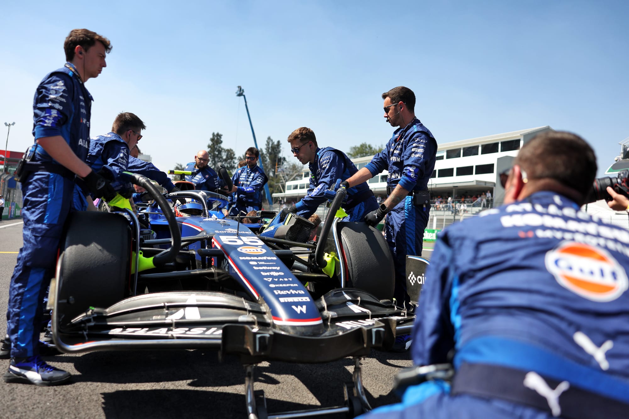 Williams devient Atlassian Williams F1 Team : un nouveau nom pour un grand retour en 2026 🚀