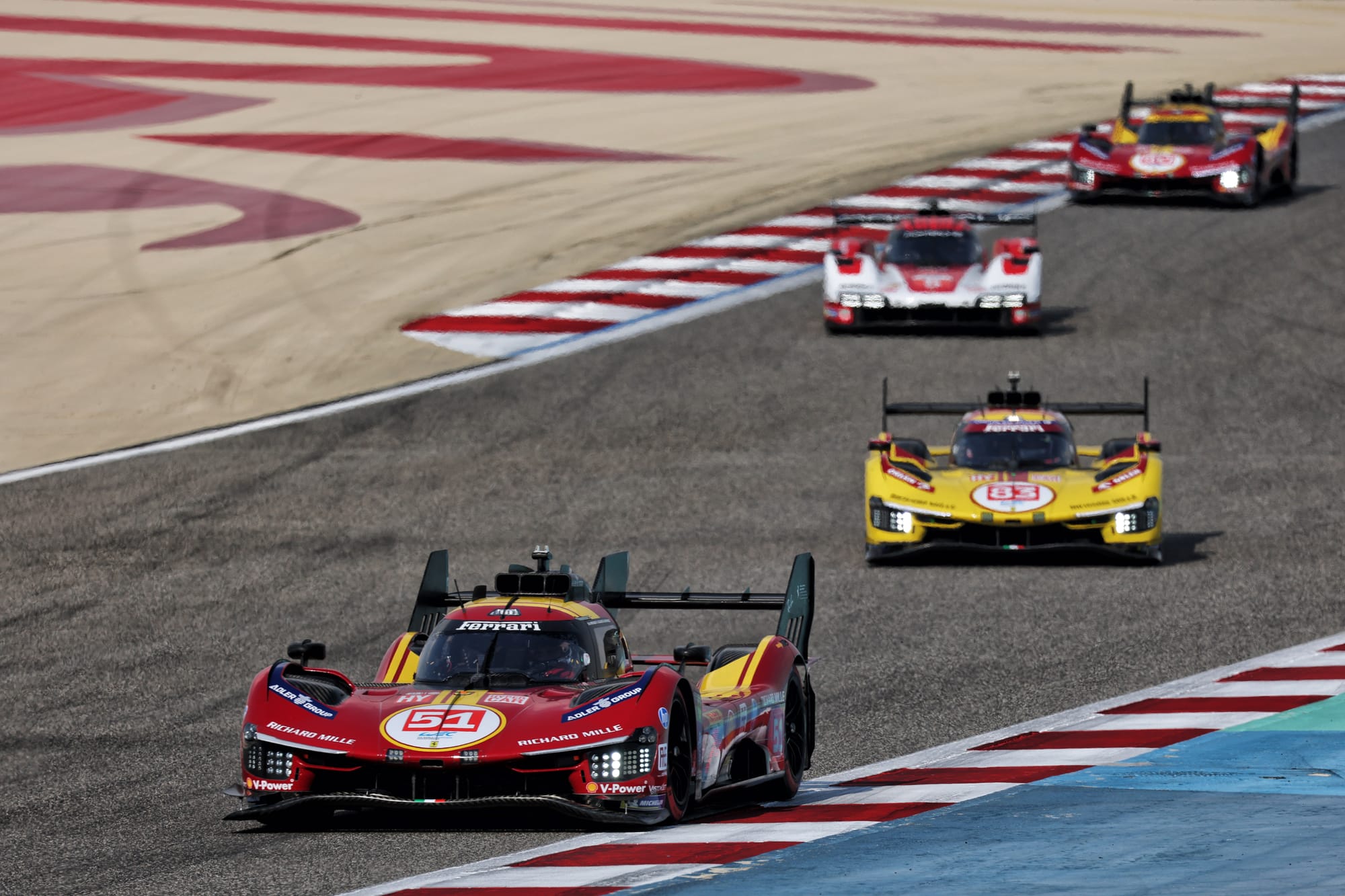 Ferrari sacre une saison WEC 2025 historique à Bahreïn : doublé mondial et triplé pilotes 🏆