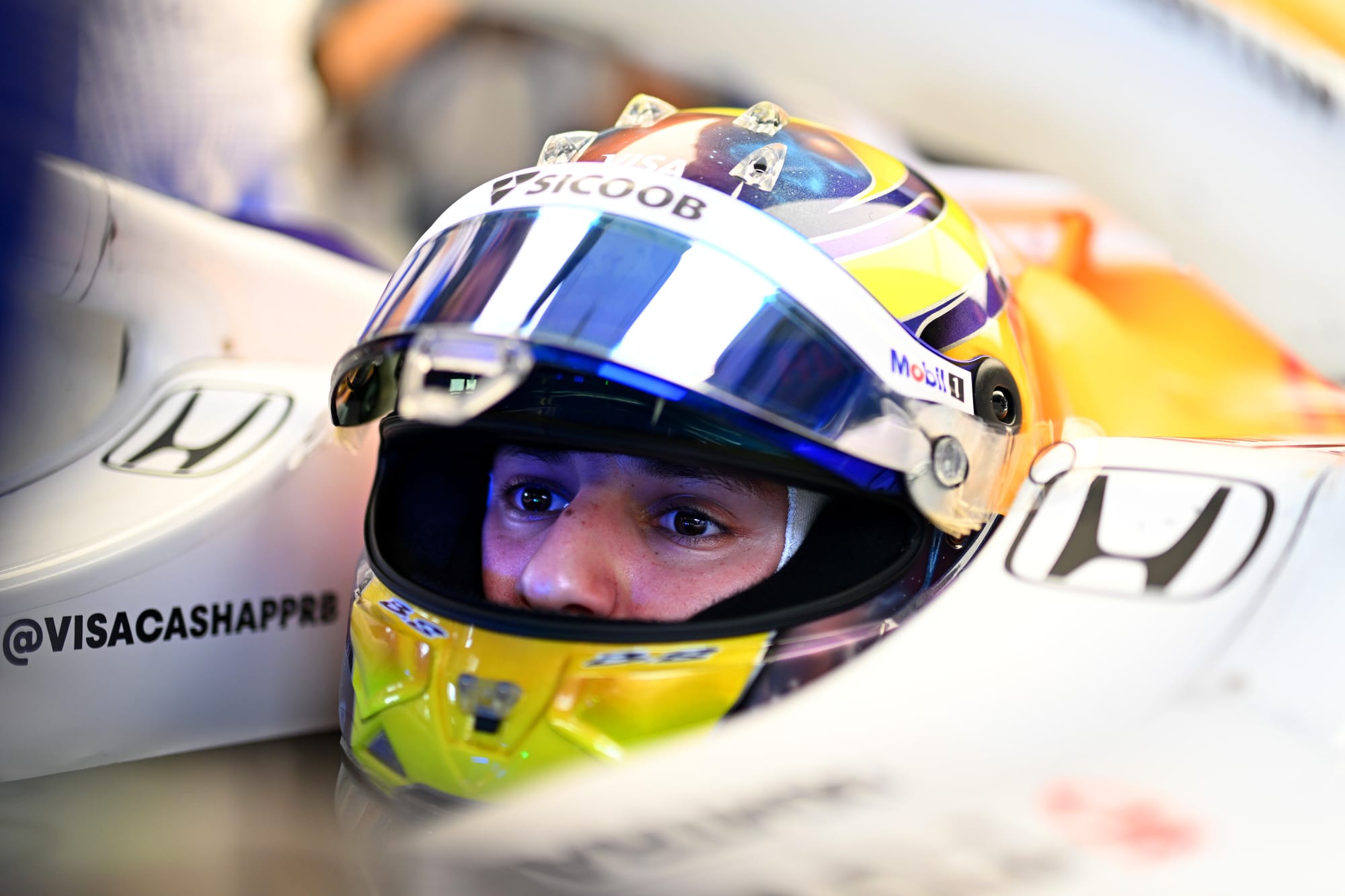 Hadjar, le pari brûlant de Red Bull pour 2026 🚀 Marko ose la comparaison avec Senna et Schumacher