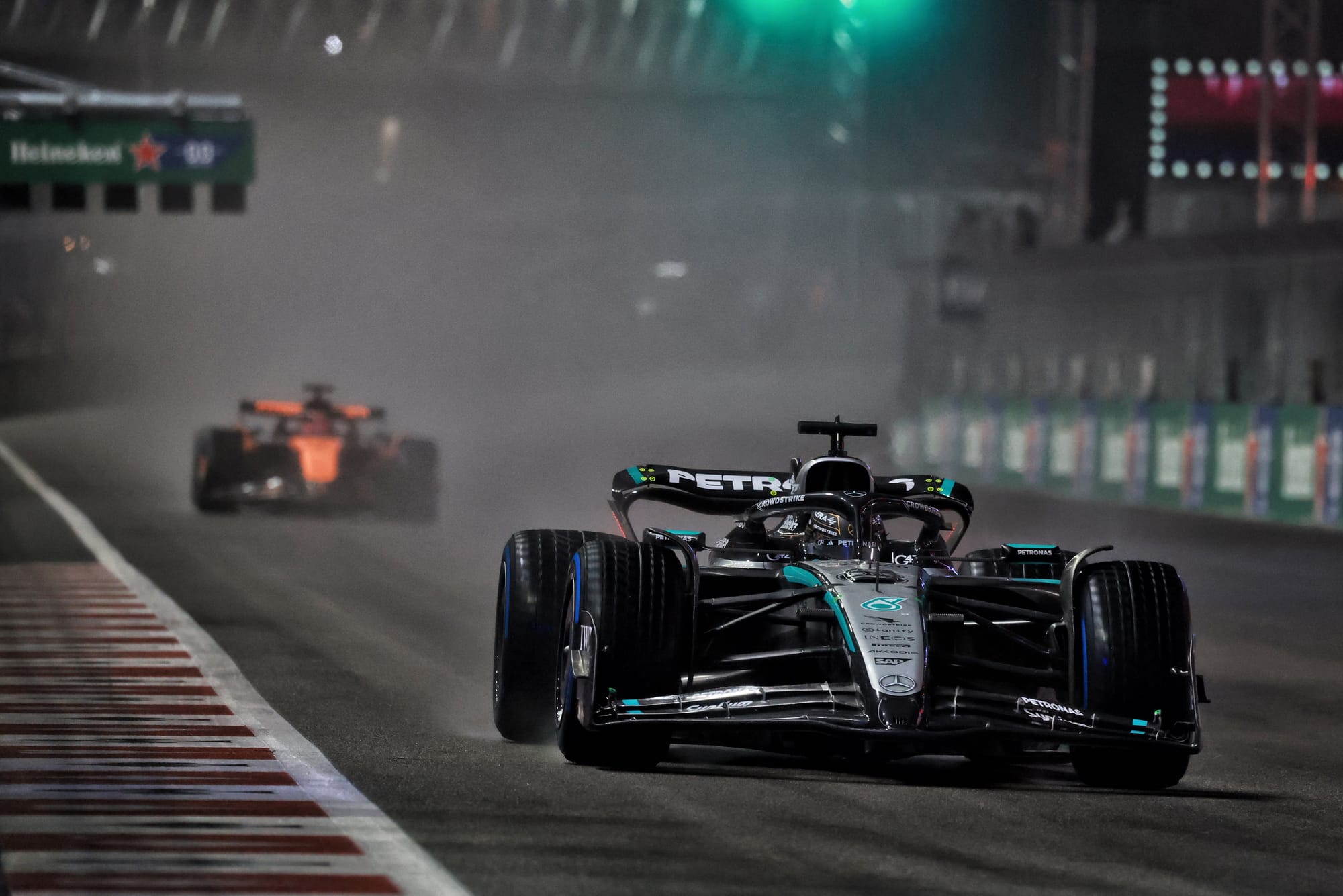 F1 Las Vegas 2025 : Norris en pole, Verstappen en embuscade – la grille décodée 🚥🏁
