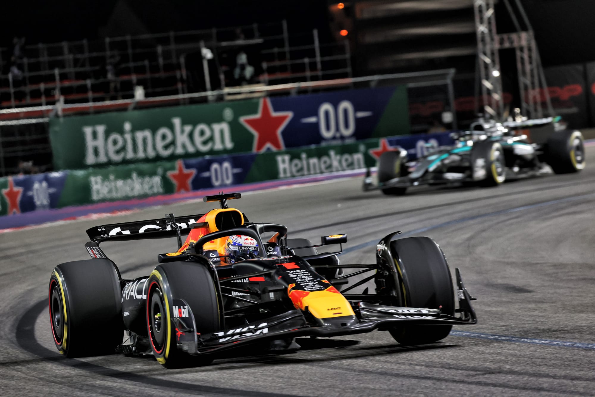 Verstappen remporte le GP de Las Vegas tandis que Norris se rapproche du titre F1 2025