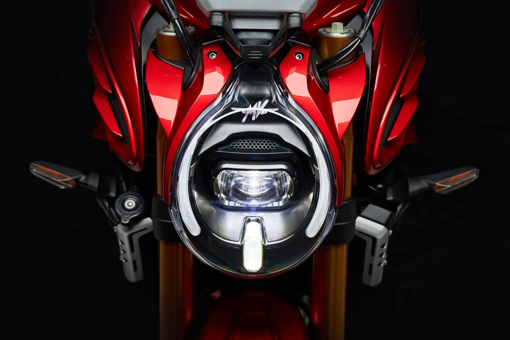 MV AGUSTA’S BRUTALE SERIE ORO — LIGHTWEIGHT, POWERFUL, AND EXCLUSIVELY 300 COPIES