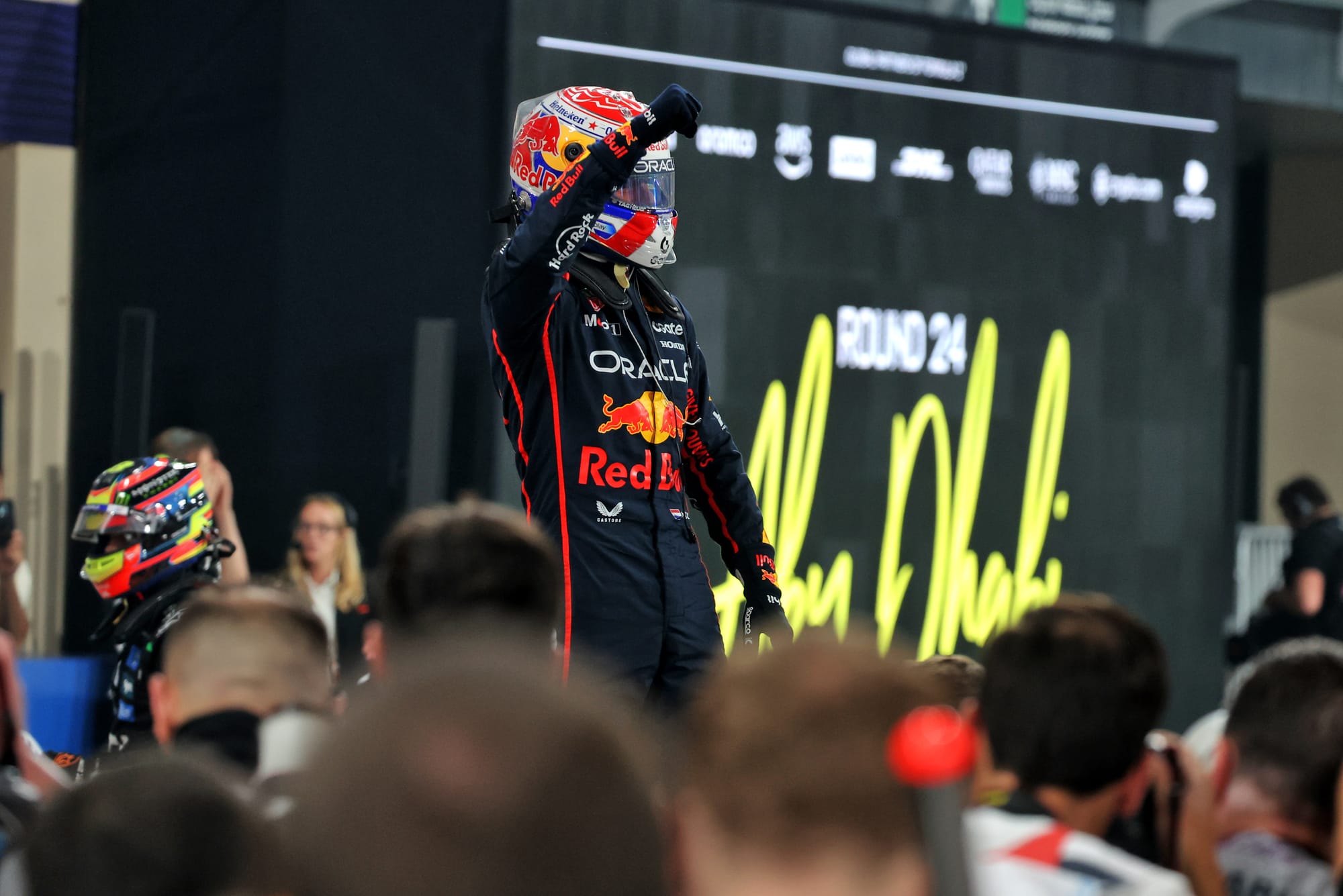 Abou Dhabi 2025 : Verstappen s’offre la pole, Norris garde la main pour le titre