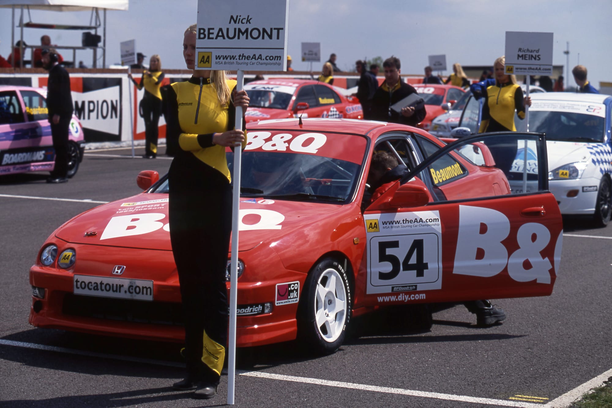 Une crise de la quarantaine au milieu de grille du BTCC : l’histoire de John B&Q