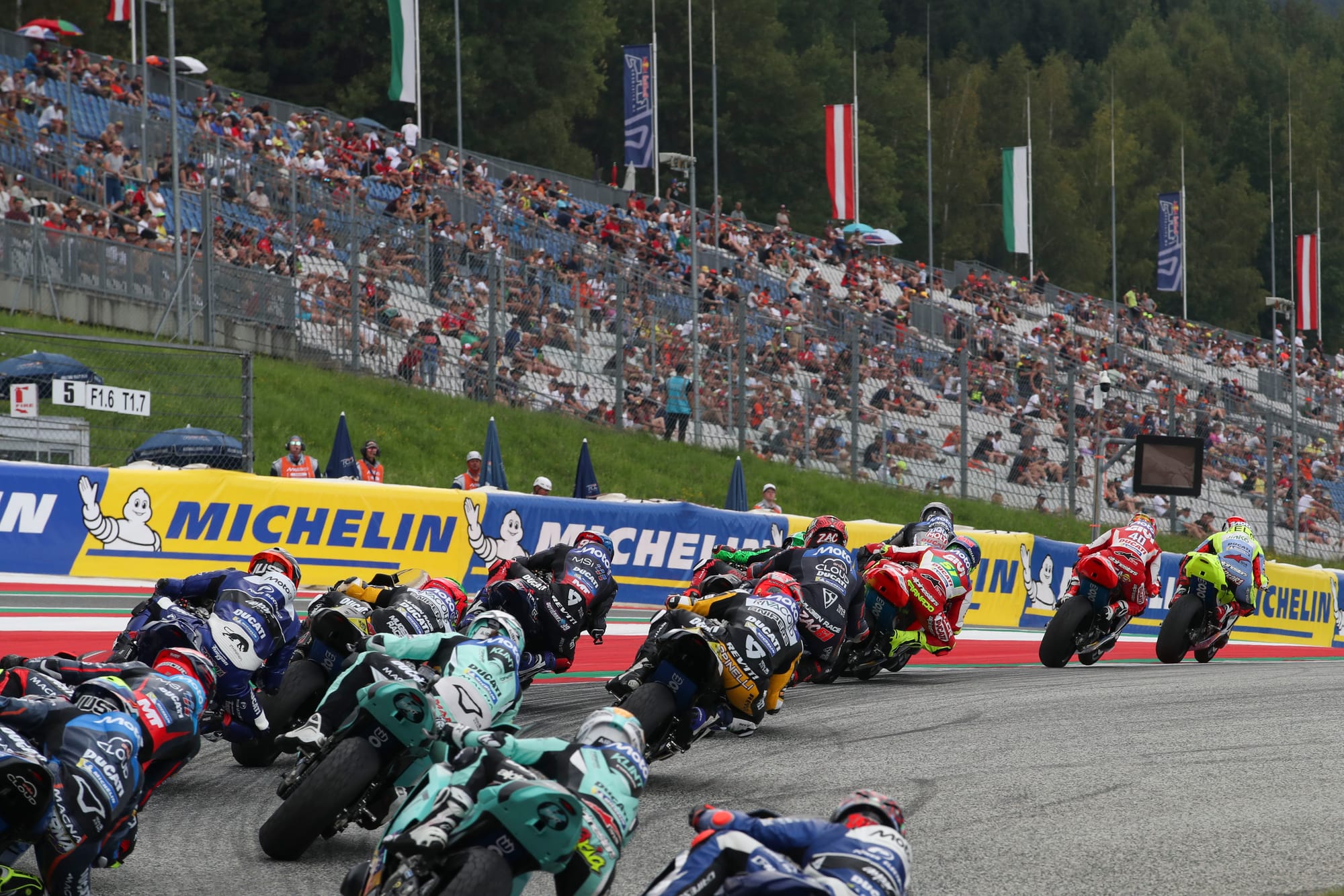 🏁 MotoE s’arrête après 2025 : pourquoi l’aventure électrique en MotoGP n’a pas trouvé son public