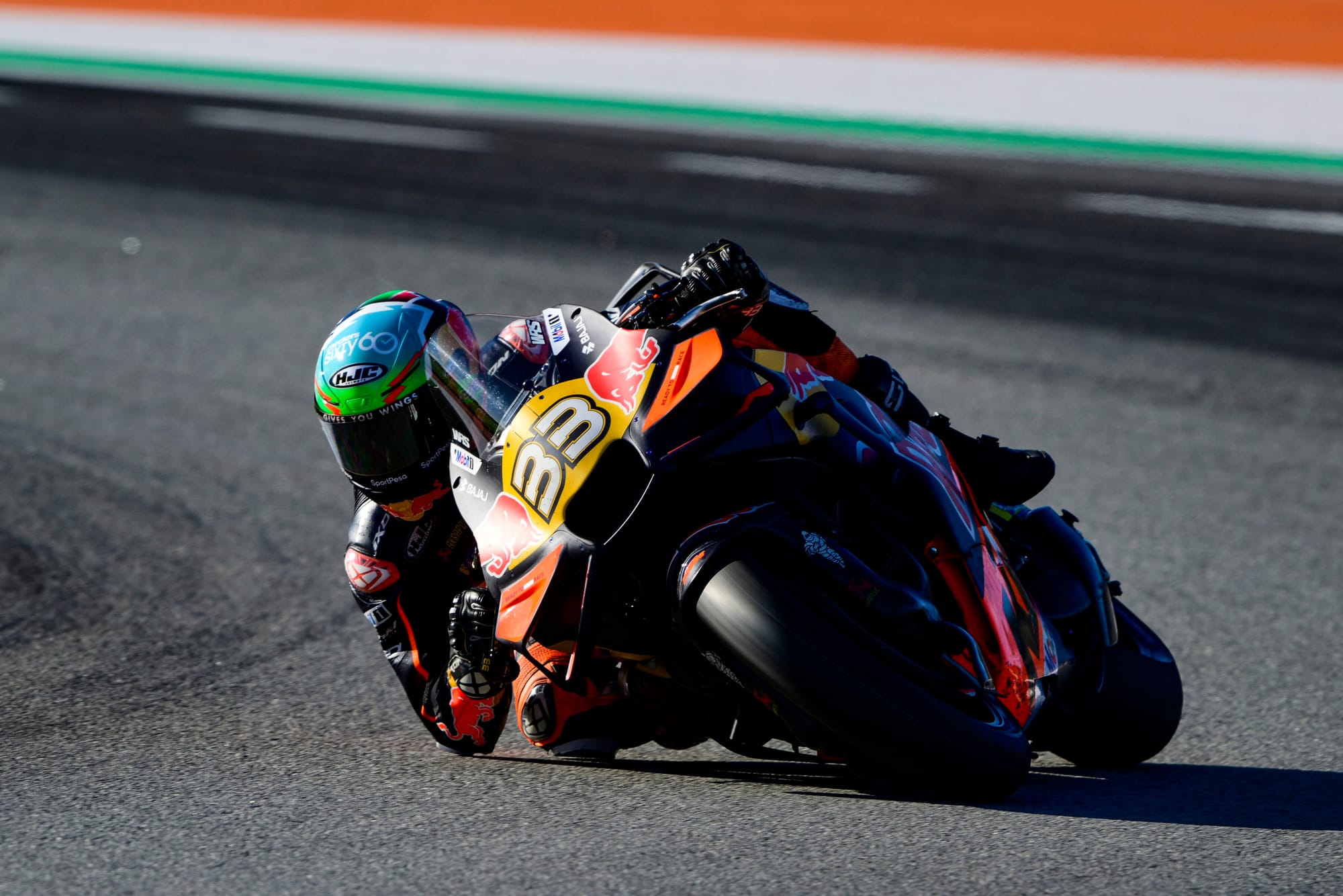 đ MotoGP 2026 : le pari audacieux de KTM pour relancer Brad Binder