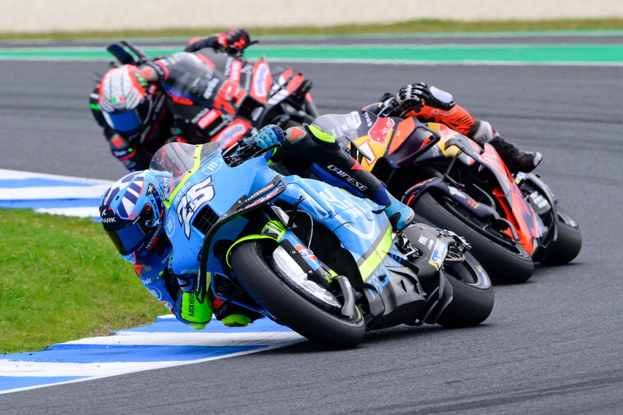 đ Raul Fernandez, la victoire aprĂšs 76 dĂ©parts : comment Brivio a rĂ©veillĂ© un talent MotoGP