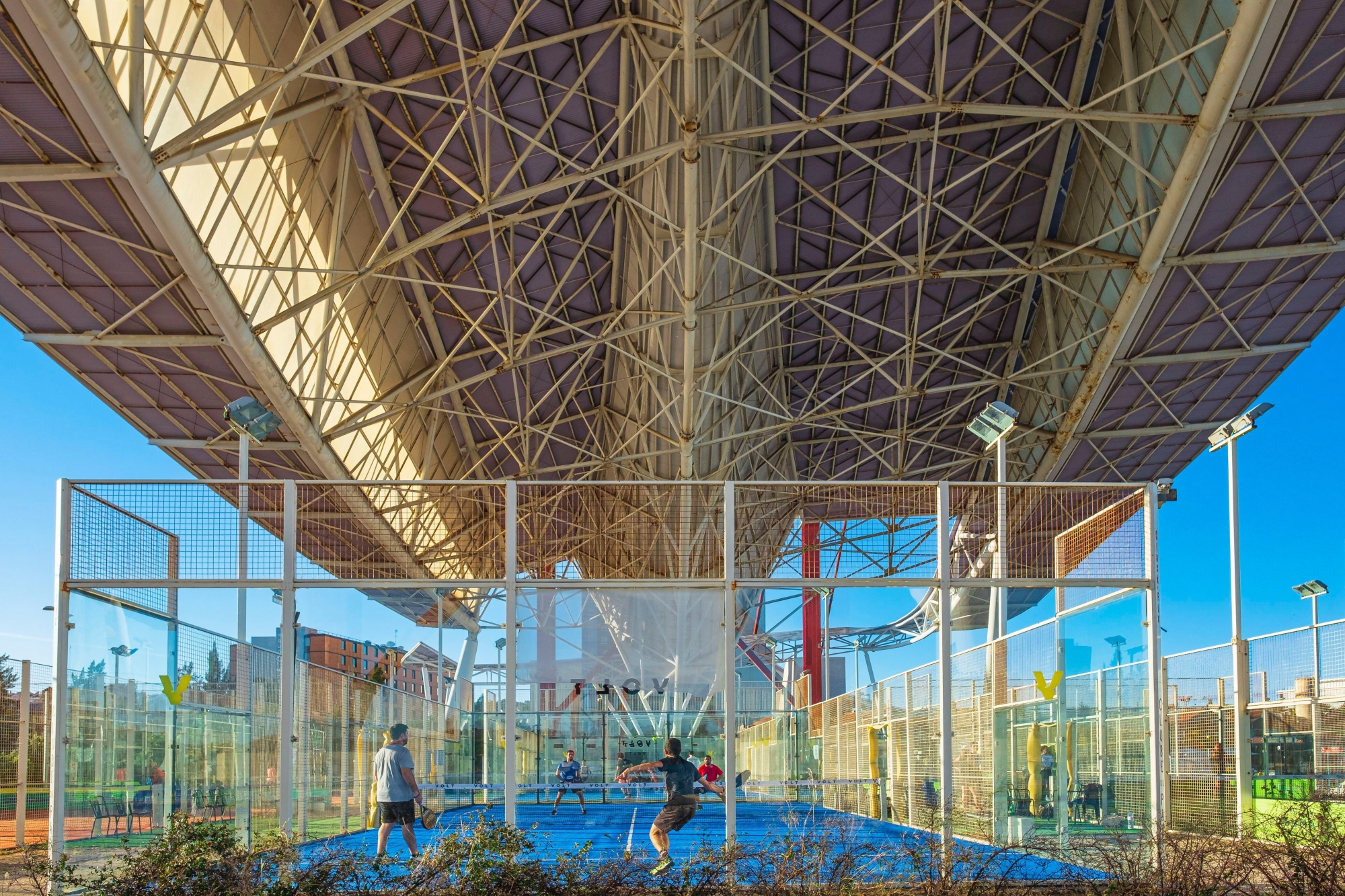 Tendances Voyage 2026 : les hacks terrain pour mieux manger, mieux sortir et mieux explorer