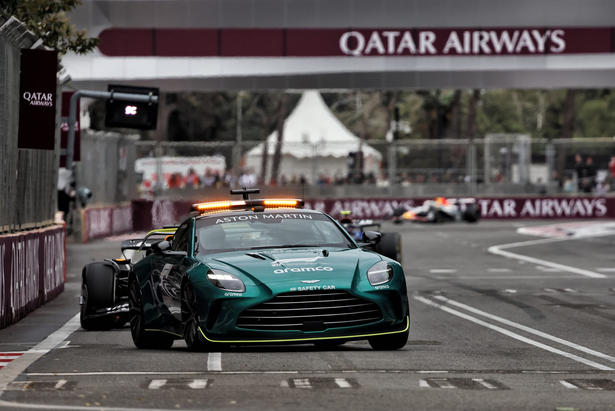 🏎️ F1 2026 : Mercedes devient l’unique fournisseur des safety cars, Aston Martin se retire