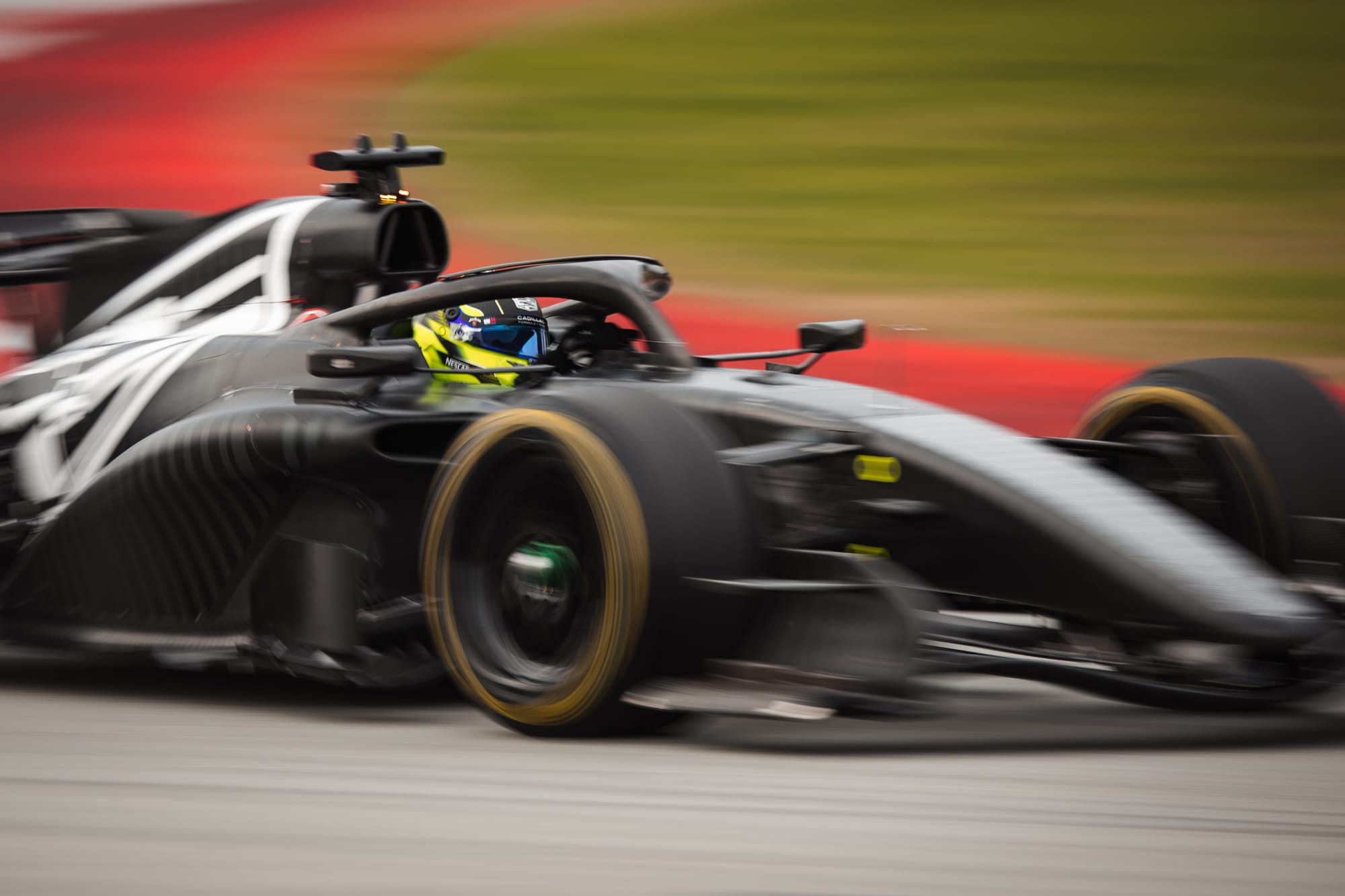 🏁 Cadillac F1 à Barcelone : premiers soucis, priorité au kilométrage