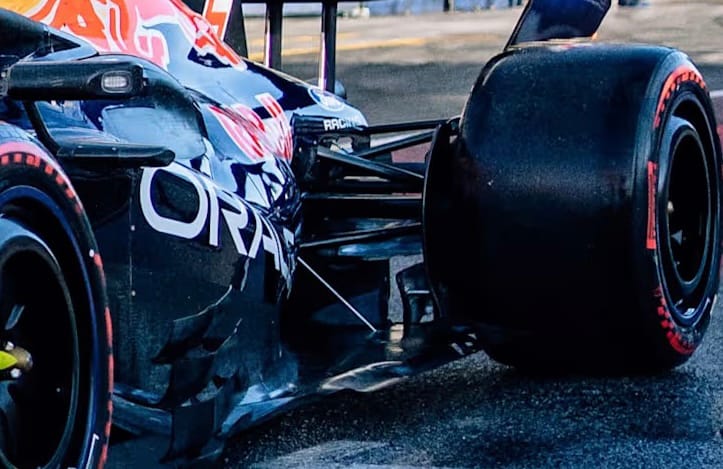 Comparaison visuelle des solutions d’ouverture près du diffuseur sur des F1 2026