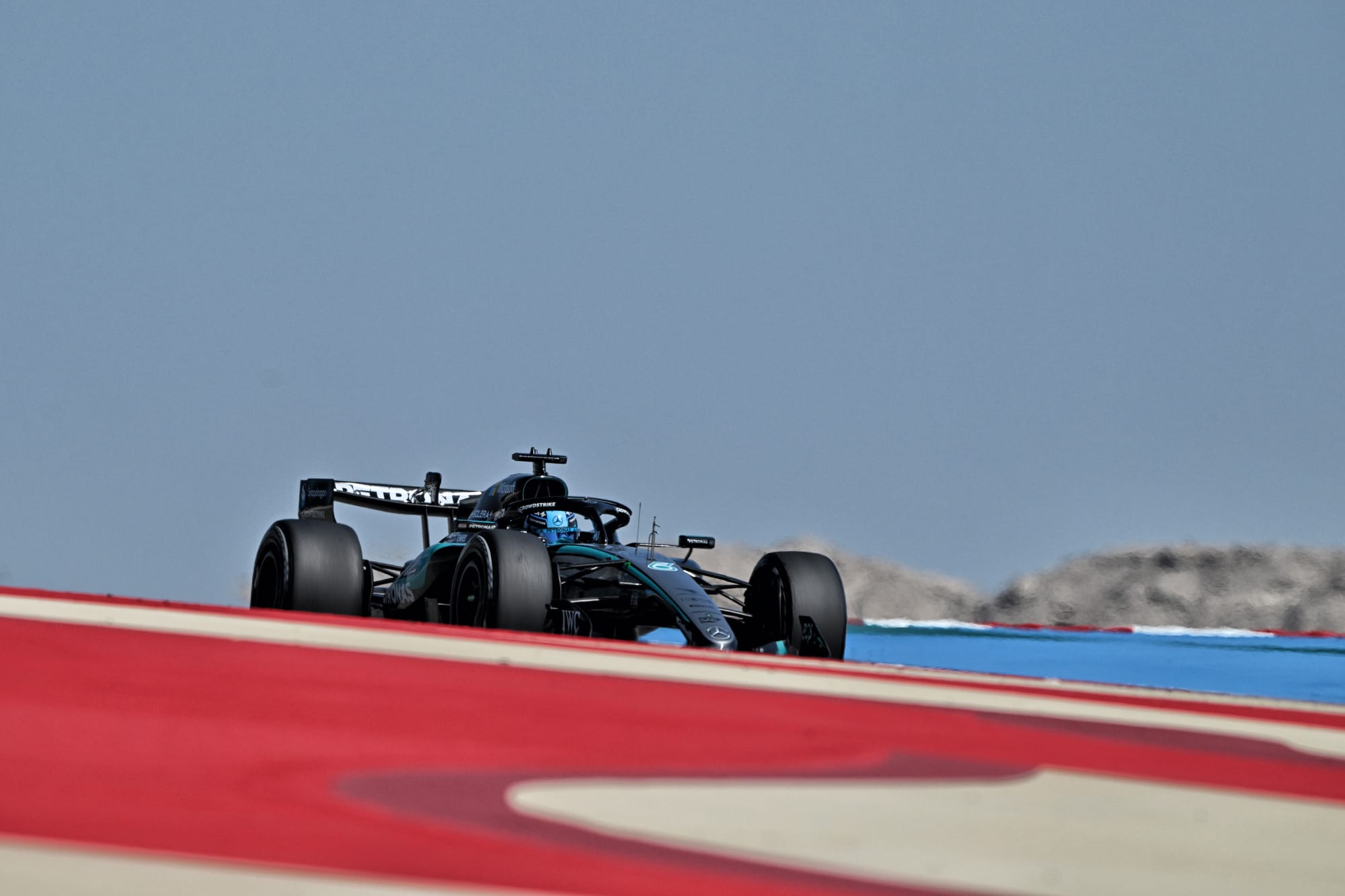 🏎️ F1 : Mercedes cache-t-elle vraiment son jeu face à Red Bull ?