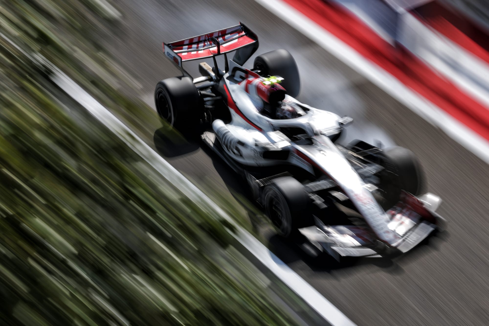 Haas démarre 2026 de manière solide lors du premier test à Bahreïn
