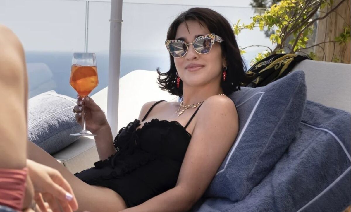 Simona Tabasco dans le rôle de Lucia dans The White Lotus.