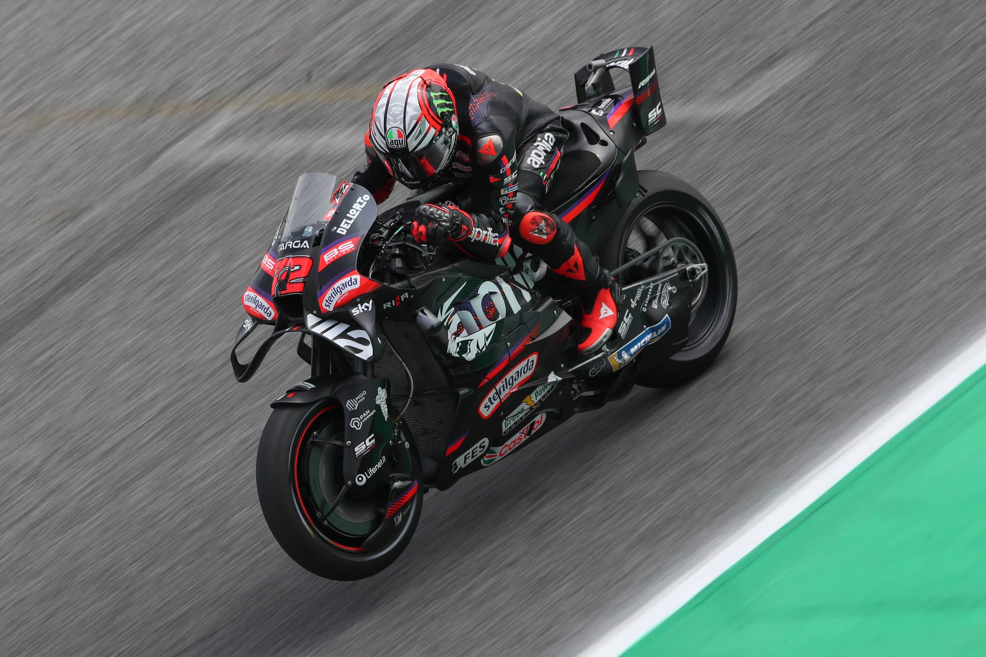 🔥 Bezzecchi frappe fort à Buriram : record du tour et Bagnaia déjà sous pression en Q1