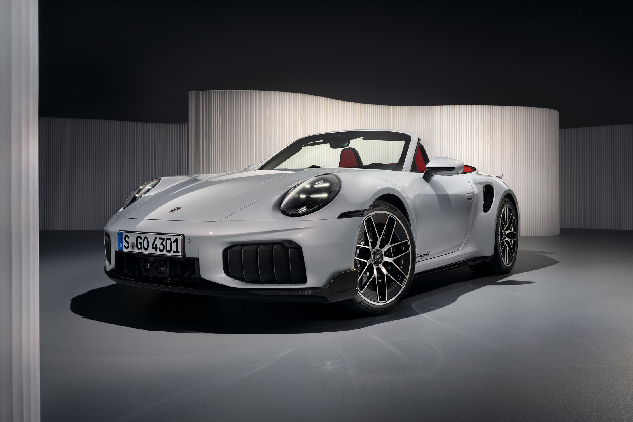 Porsche 911 Turbo S Cabriolet (2026) : l’hybride, la puissance… et le compromis
