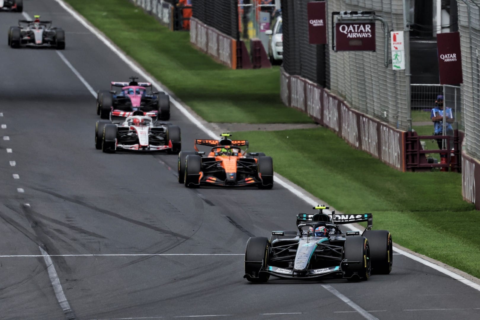 🏎️ Pourquoi McLaren a décroché face à Mercedes : le vrai défi des règles F1 2026