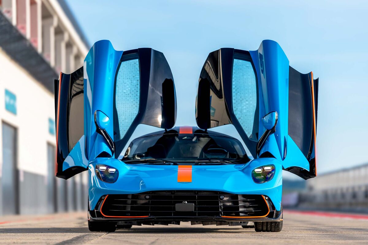 Aston Martin Valhalla