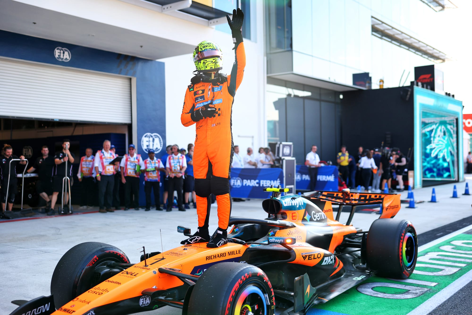 Norris met fin à l’hégémonie Mercedes avec la pole du sprint à Miami