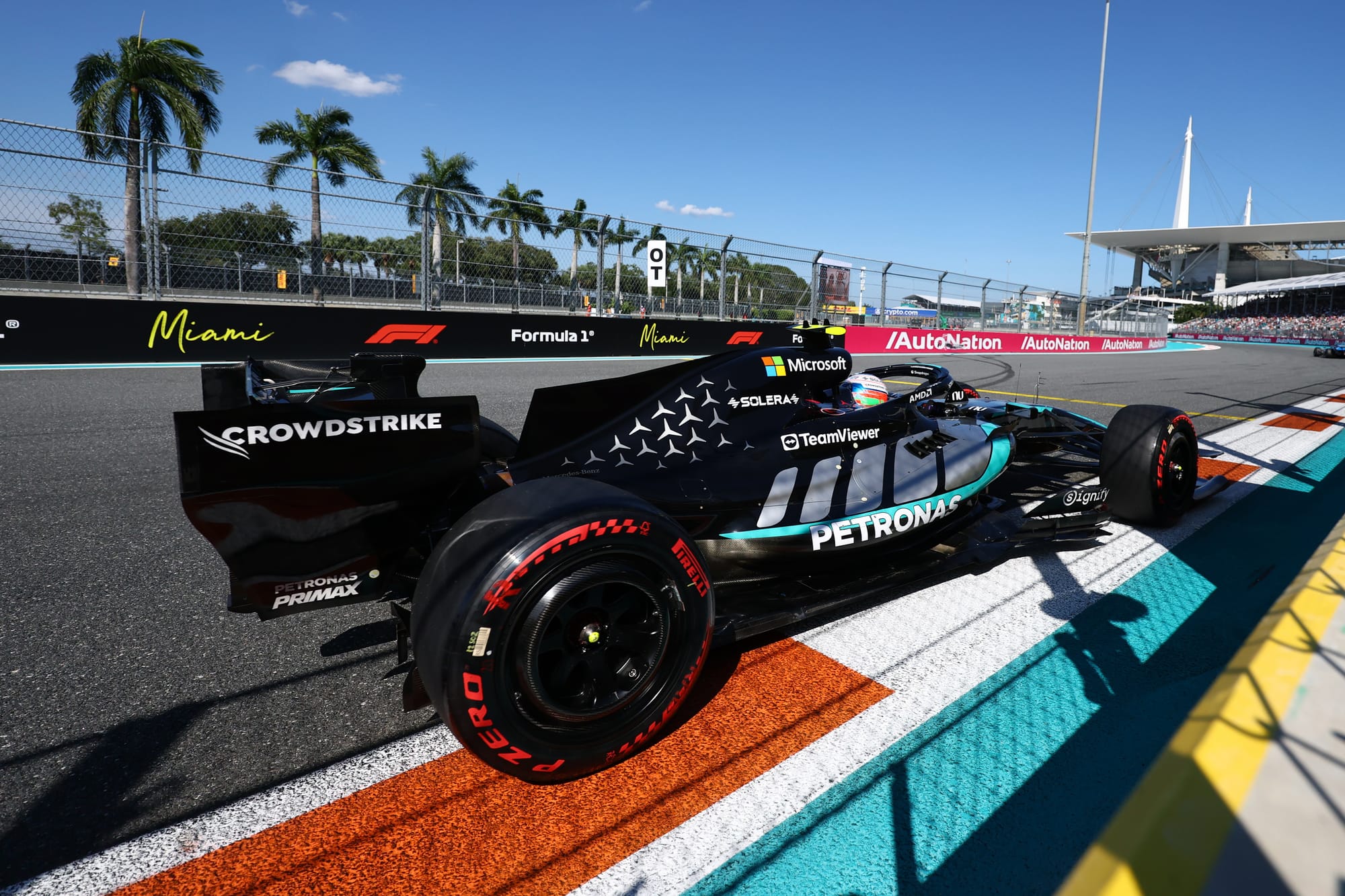 GP de Miami F1 : Antonelli signe la pole malgré un Verstappen menaçant, McLaren rentre dans le rang