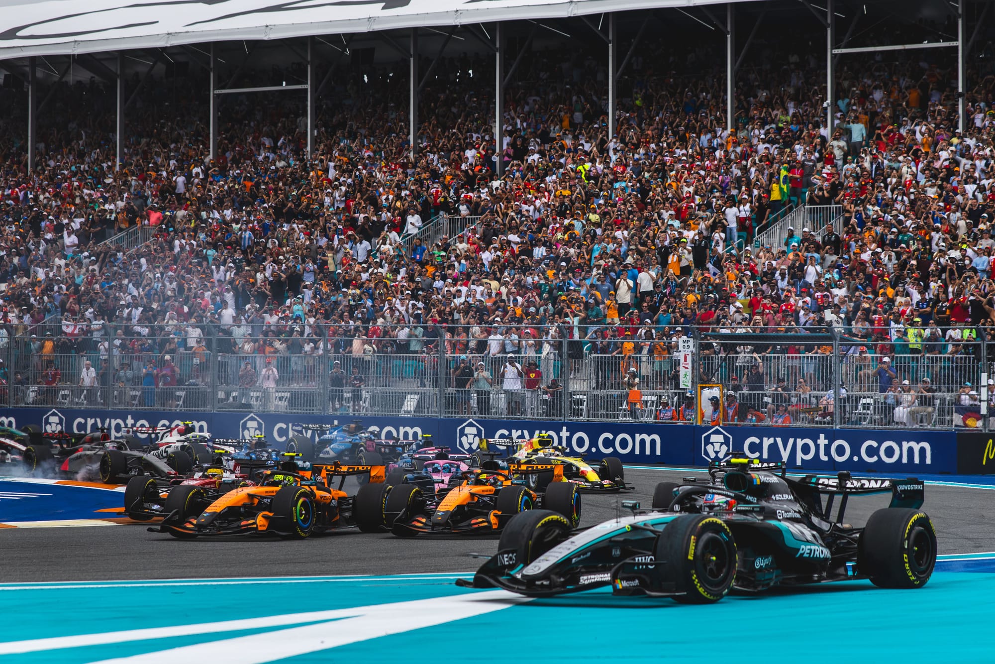 Mercedes à Miami : comprendre l’origine des départs manqués en F1