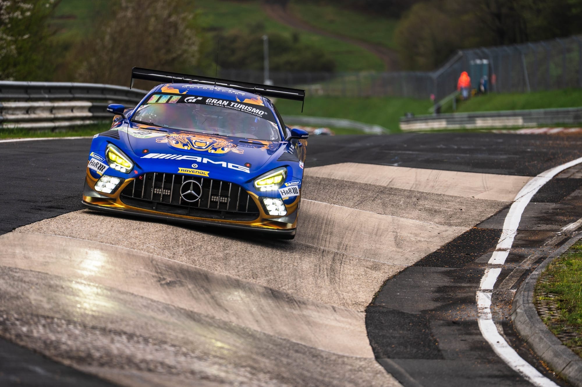 24 Heures du Nürburgring : la Mercedes #80 surprend Verstappen dès la première qualification