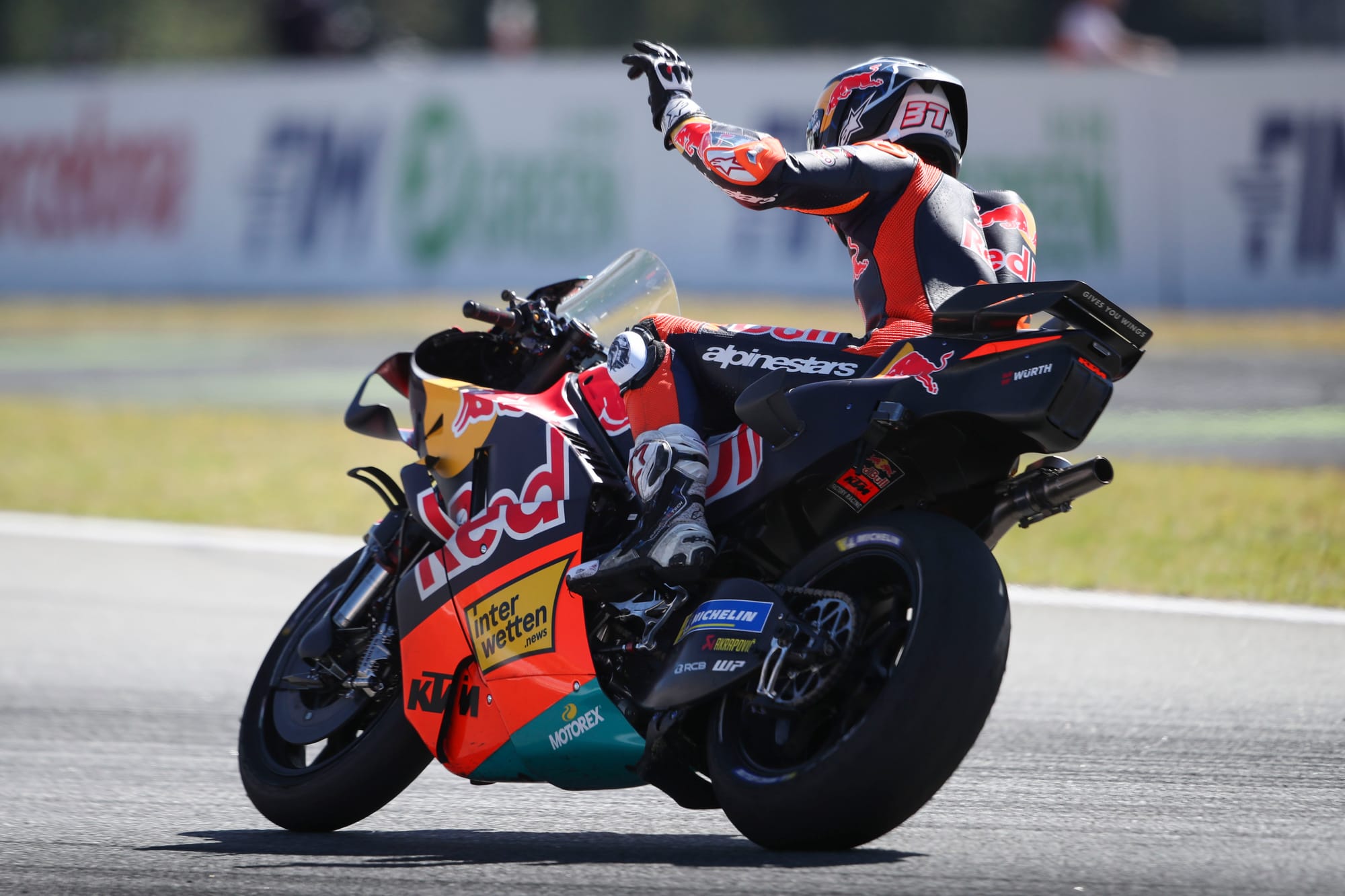 MotoGP Catalogne : Pedro Acosta décroche la pole, week-end compliqué pour Aprilia