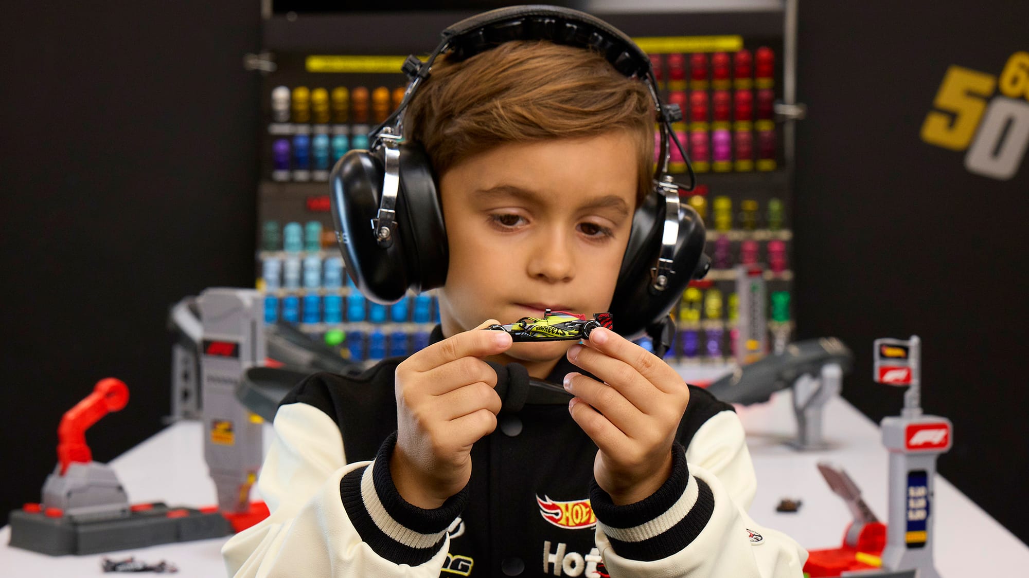 Hot Wheels cherche son « plus petit team principal » et invite les jeunes fans de F1 à tenter leur chance