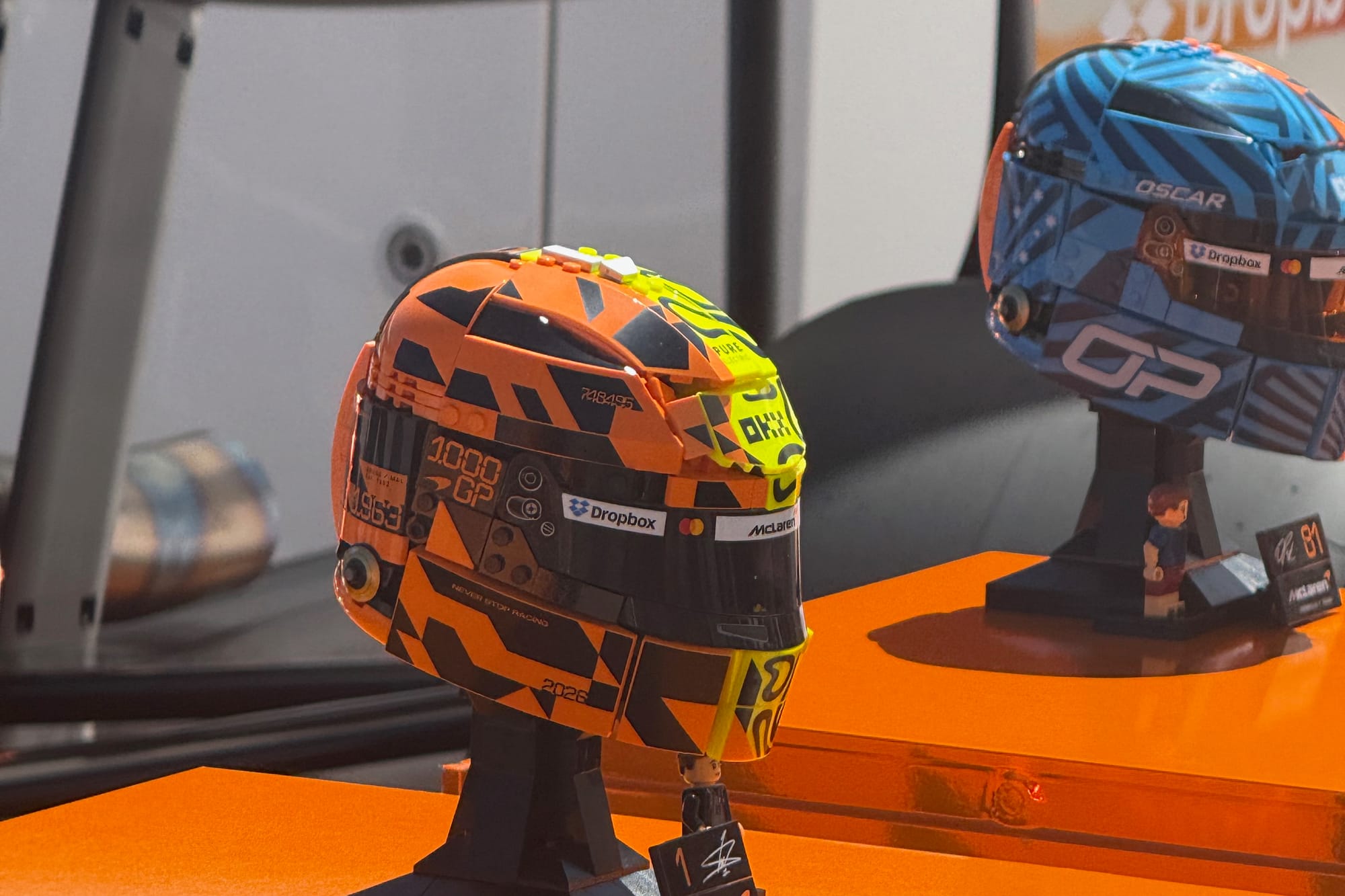 Norris et Piastri courront avec leurs propres designs de casques Lego