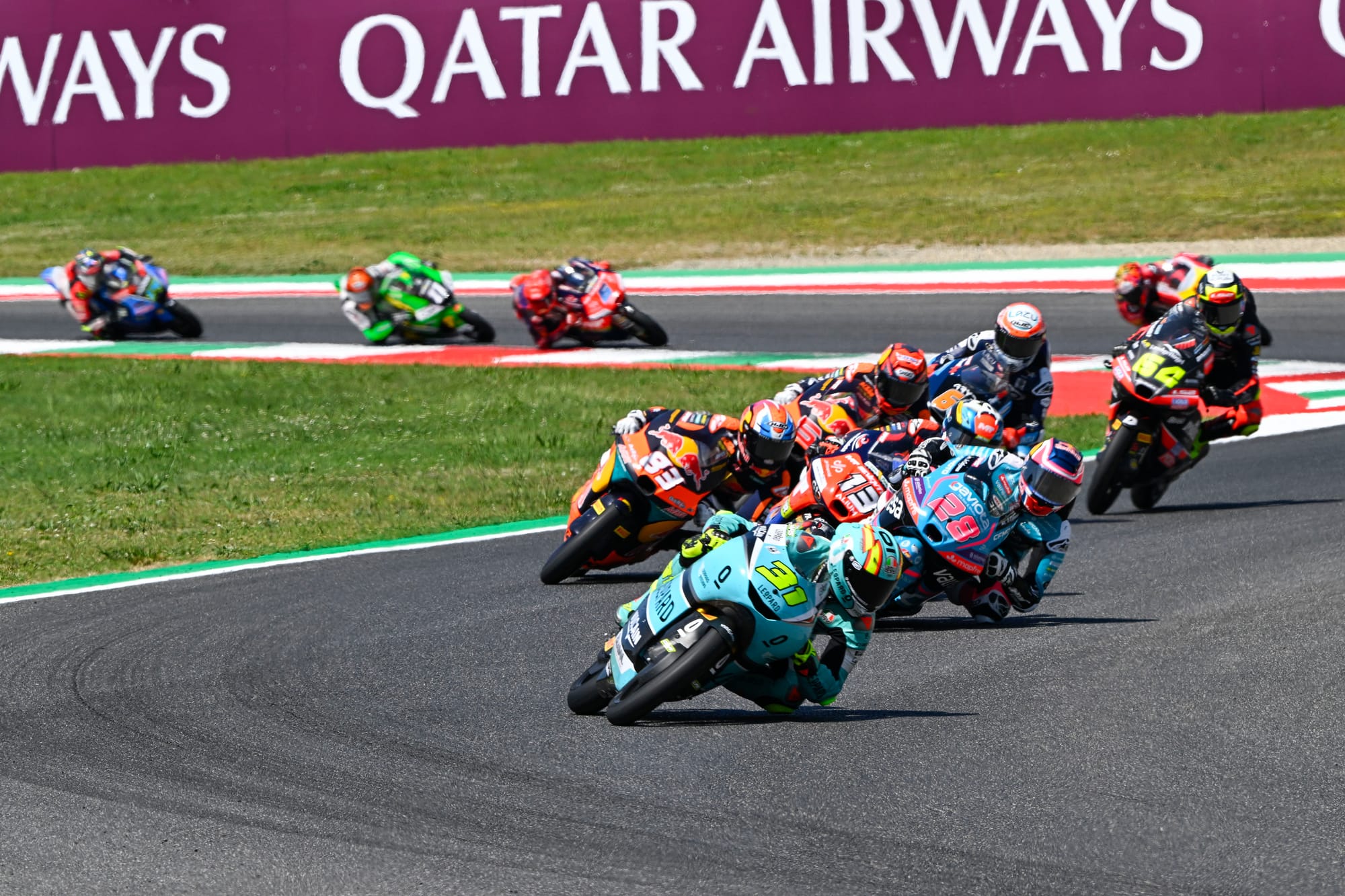 Moto3 : Adrian Fernandez disqualifié sur six courses après une affaire de moteurs scellés
