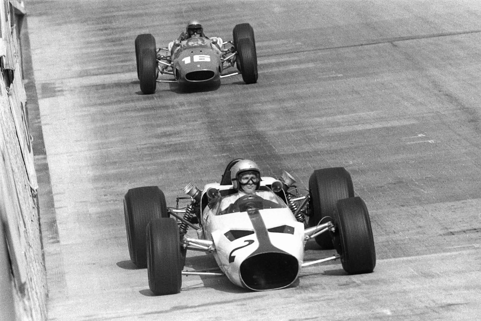 Bruce McLaren au Grand Prix de Monaco 1966