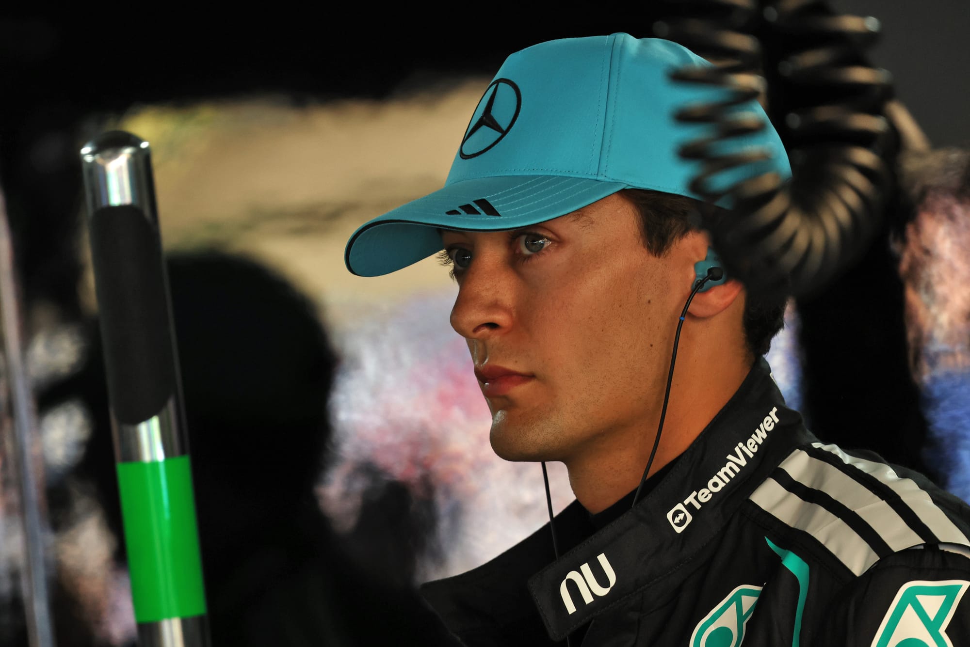 Russell inquiet à Monaco : pourquoi l’avantage d’Antonelli chez Mercedes devient un vrai signal d’alarme