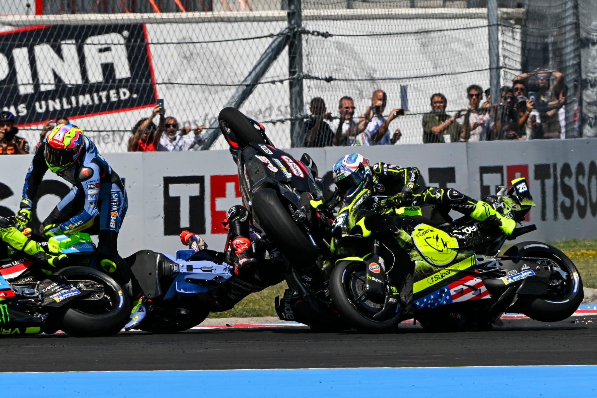 MotoGP : Jorge Martin sanctionné après un accrochage au premier virage en Hongrie