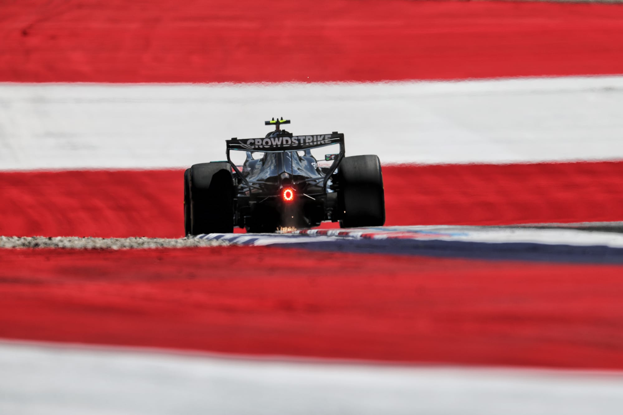 Antonelli s’impose en FP2 en Autriche après une séance mouvementée pour McLaren et Red Bull