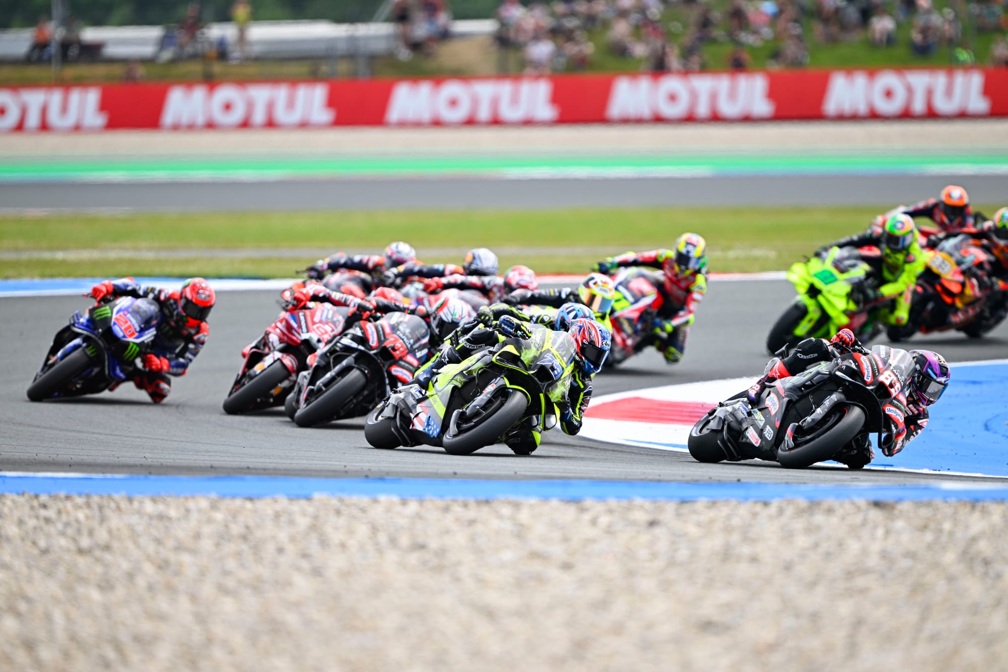 Sprint MotoGP d’Assen: gagnants éclatants, perdants frustrés et points qui comptent déjà pour le titre