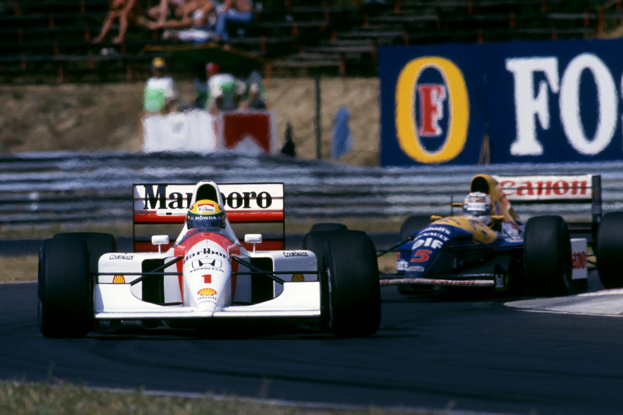 Un vrai casque de course d’Ayrton Senna de 1992 bientôt mis aux enchères à Silverstone