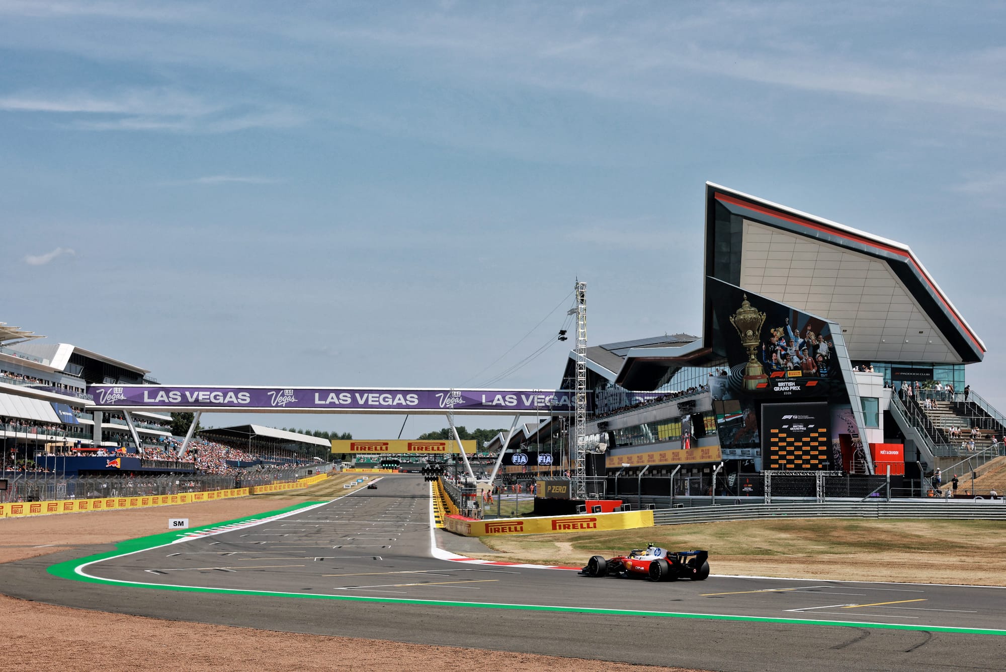 Silverstone : Lewis Hamilton signe le meilleur temps de l’unique séance d’essais