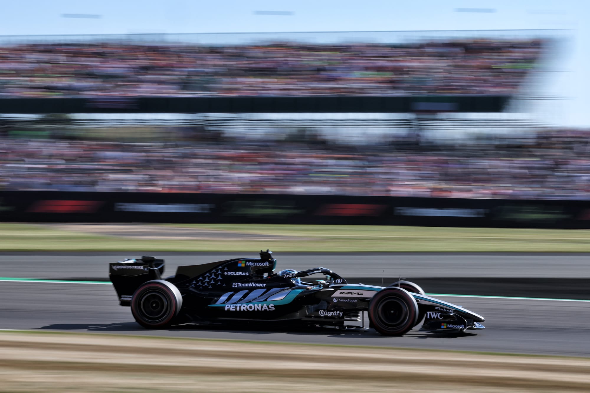 Silverstone 2026 : Hamilton surprend tout le monde et signe la pole du sprint, gagnants et perdants