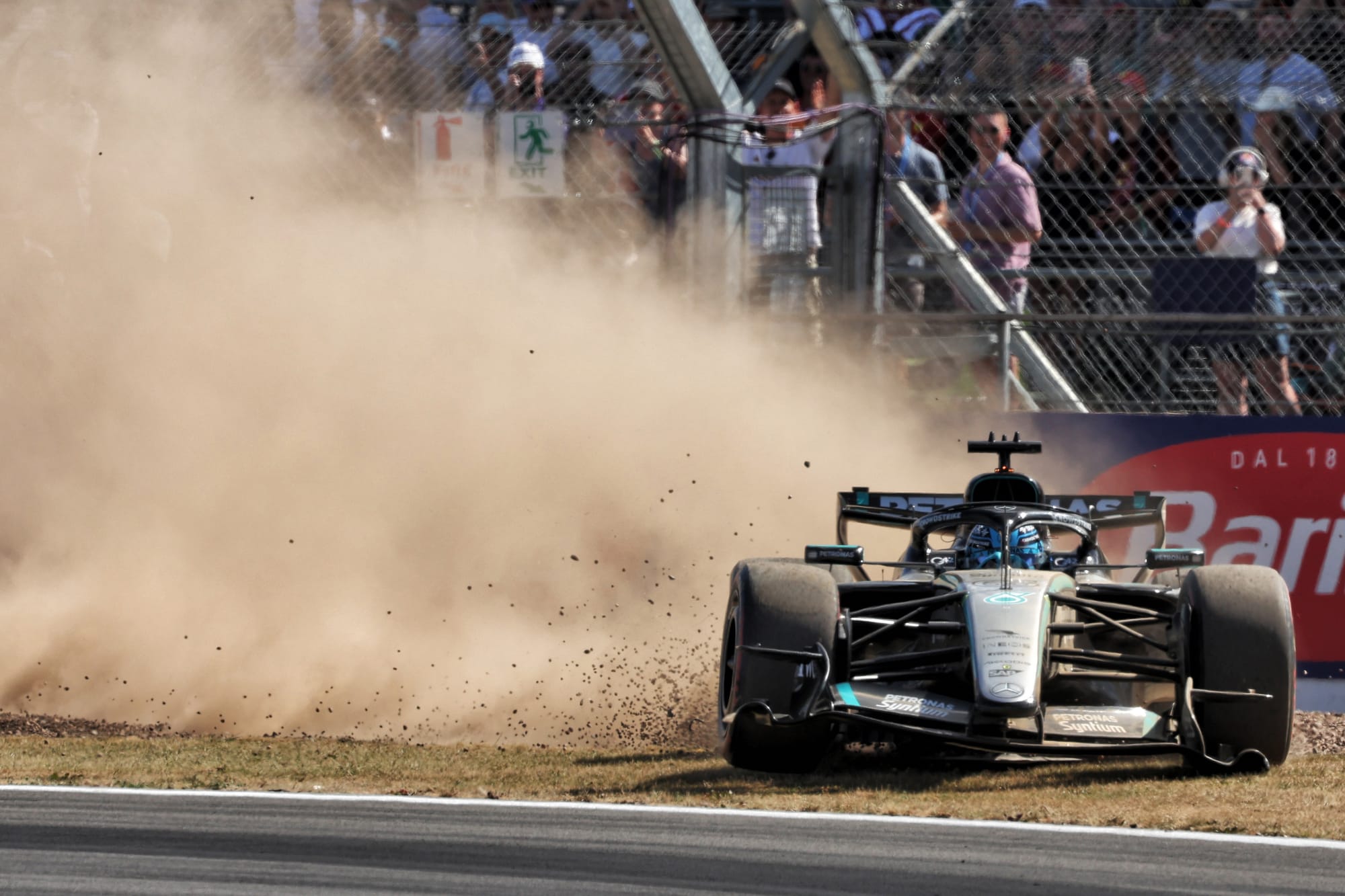 Pourquoi George Russell doute du titre F1 en 2026 : le détail qui le pénalise face à Antonelli