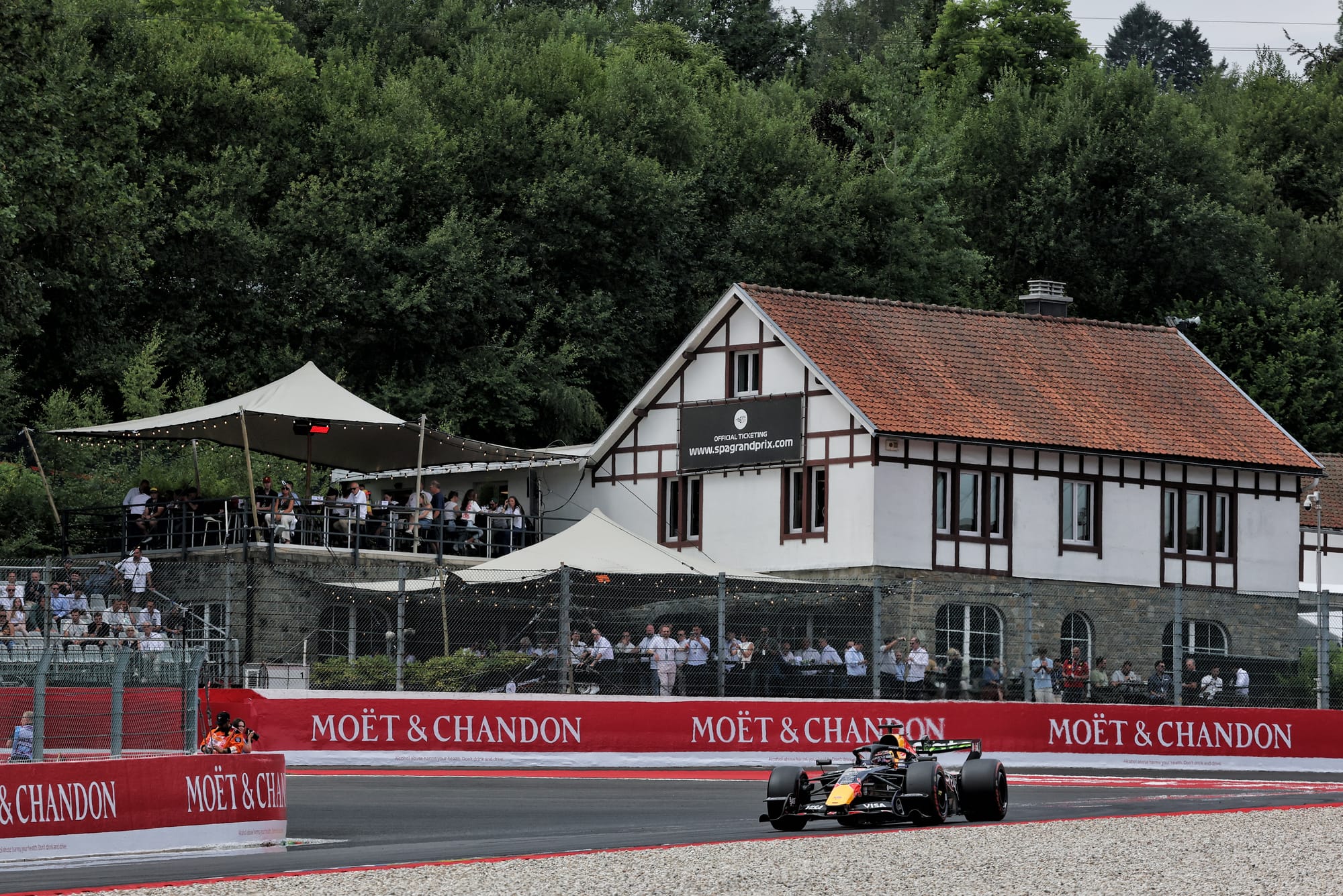 Verstappen en tête des EL1 à Spa : Ferrari en embuscade, Aston Martin très loin