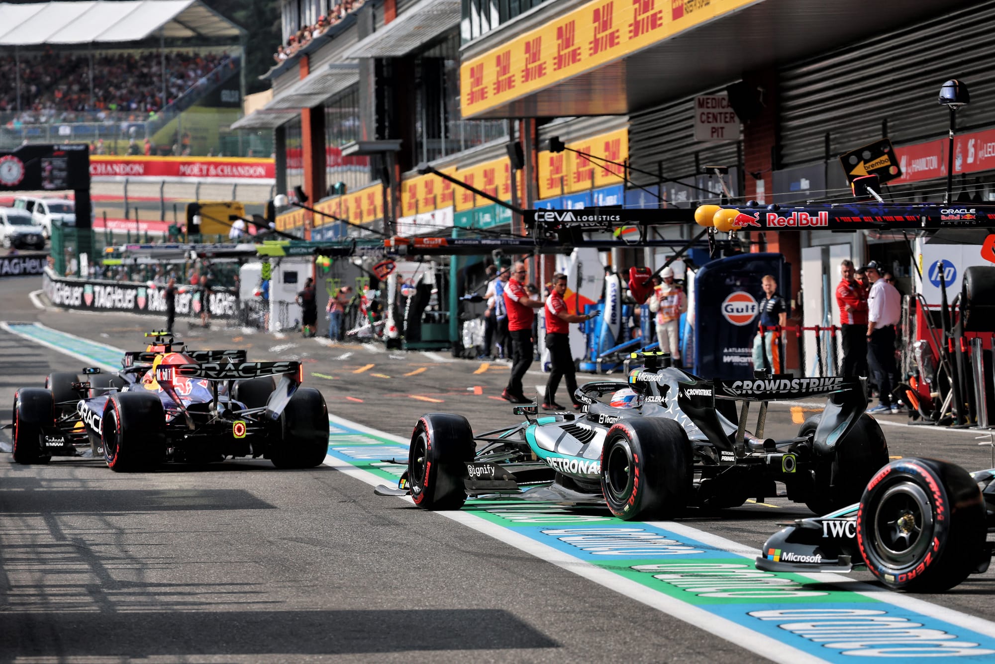 Qualifications F1 à Spa 2026 : Kimi Antonelli en pole devant Max Verstappen