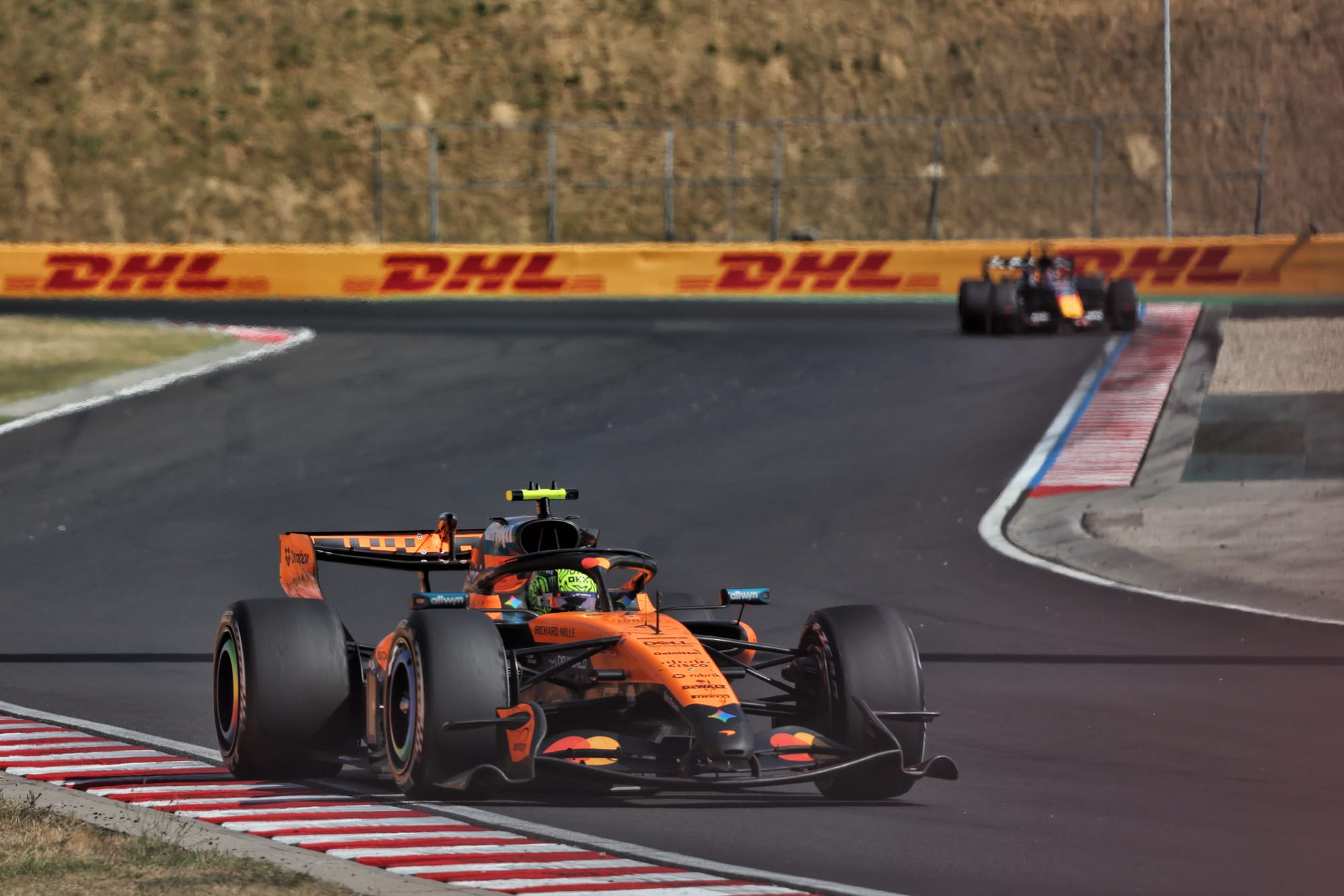 Norris relance la défense du titre McLaren avec une victoire tendue au Grand Prix de Hongrie