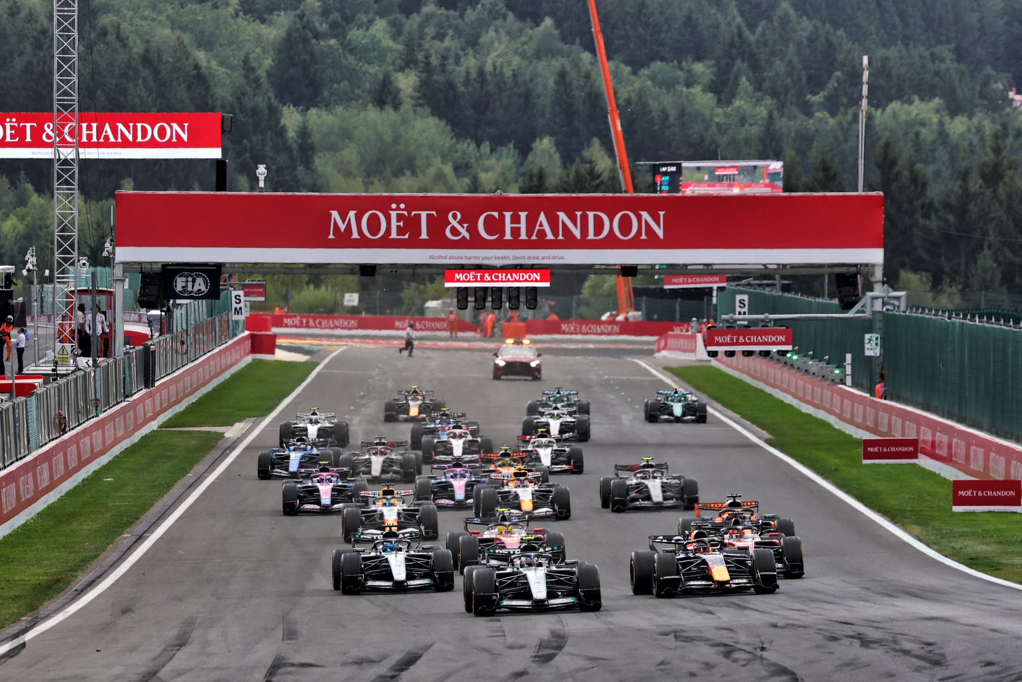 Règlement F1 2026 : la FIA pointe la résistance des constructeurs derrière les difficultés