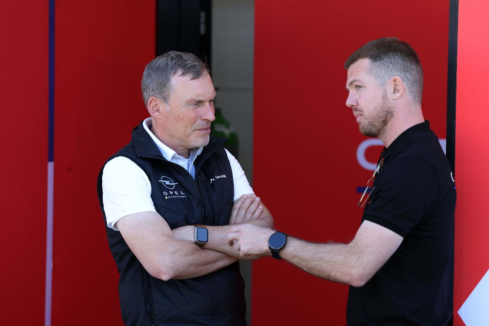 Joerg Schrott avec le pilote Citroën Nick Cassidy