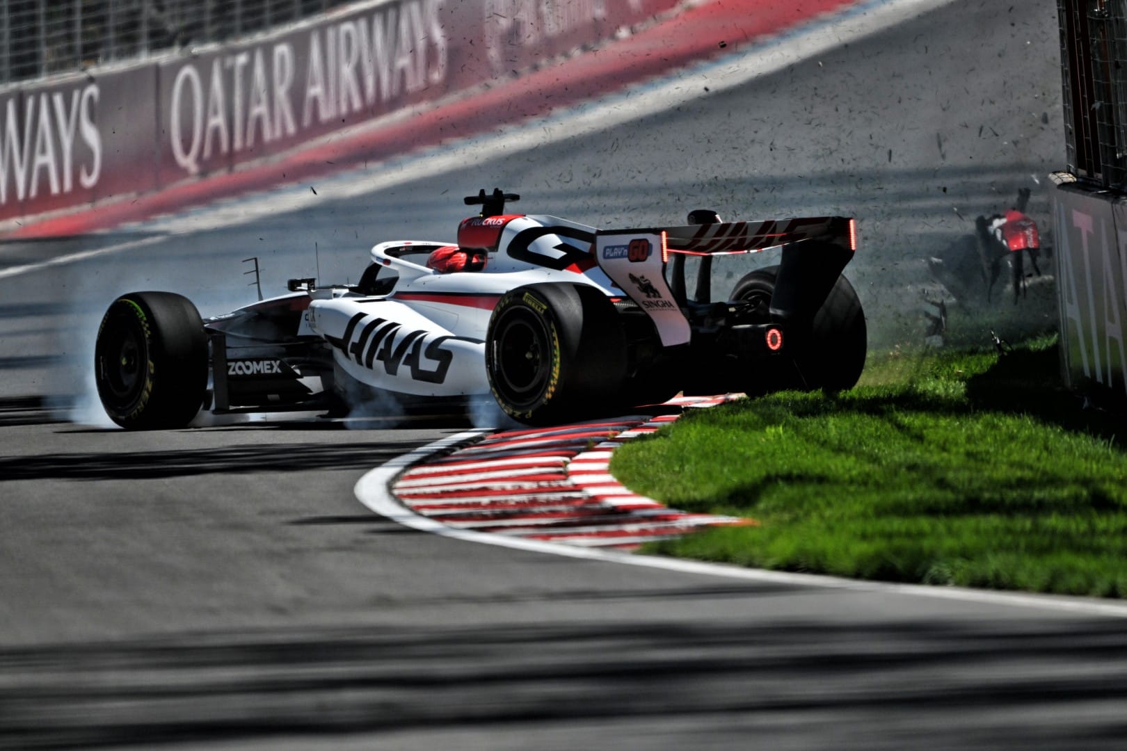 Et si la F1 adoptait des feux tricolores pour mieux protéger pilotes et commissaires