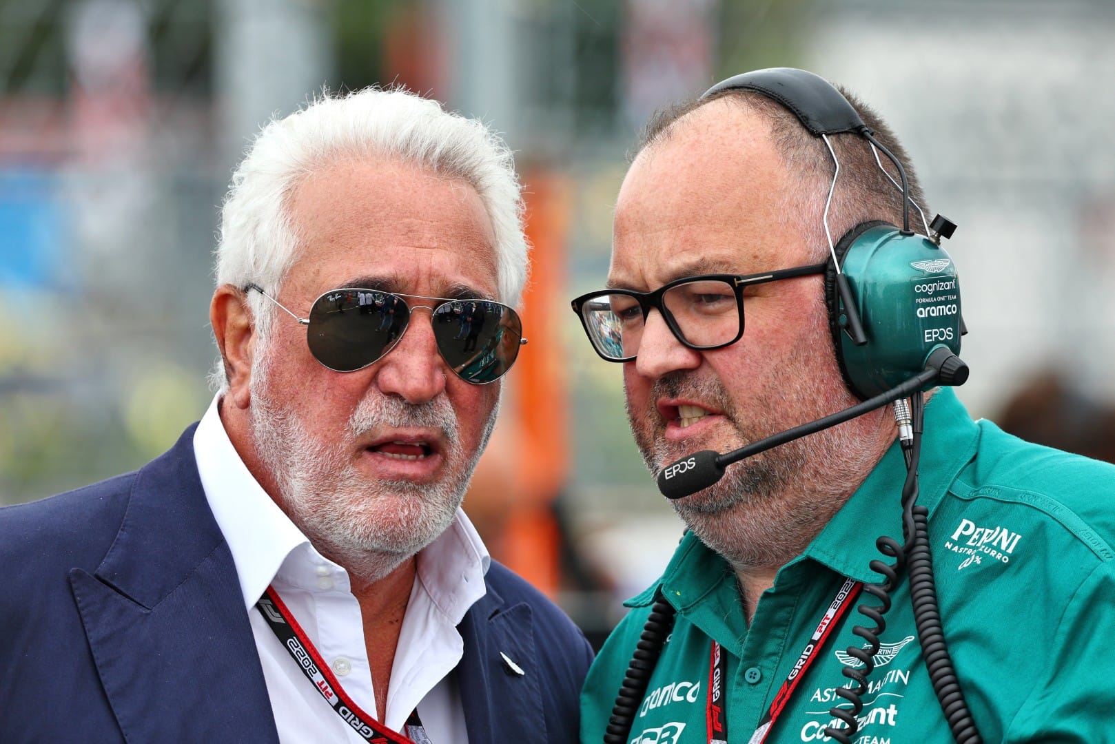 Tom McCullough, futur responsable de la course chez Red Bull, aux côtés de Lawrence Stroll