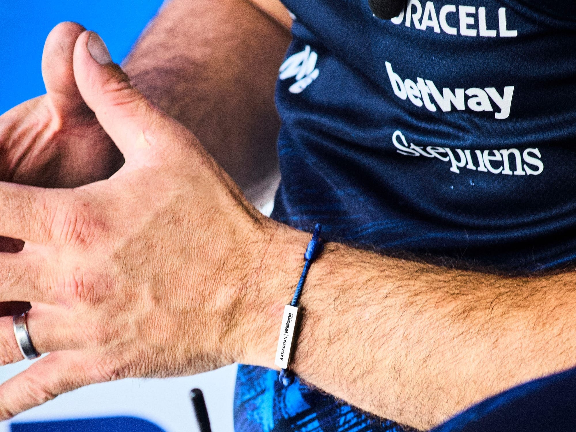 Williams s’associe à RESS pour vendre des bijoux fabriqués à partir de pièces de ses F1
